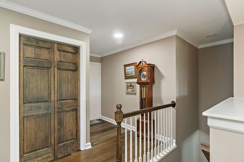 Tiny photo for 321 Shoreline Road #D, Lake Barrington, IL 60010 (MLS # 12439205)