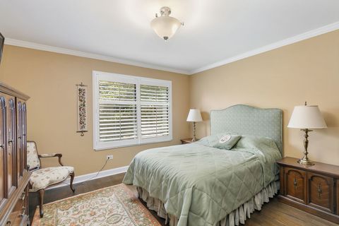 Tiny photo for 321 Shoreline Road #D, Lake Barrington, IL 60010 (MLS # 12439205)