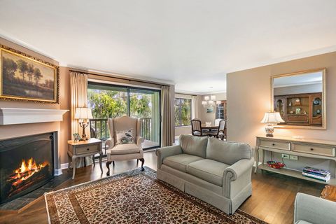 Tiny photo for 321 Shoreline Road #D, Lake Barrington, IL 60010 (MLS # 12439205)