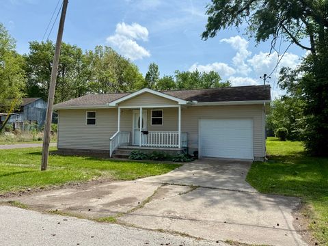 Tiny photo for 408 E Clark Street, West Frankfort, IL 62896 (MLS # 12622491)