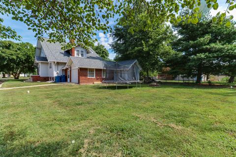 Tiny photo for 106 W Boundary Street, Stanford, IL 61774 (MLS # 12525944)