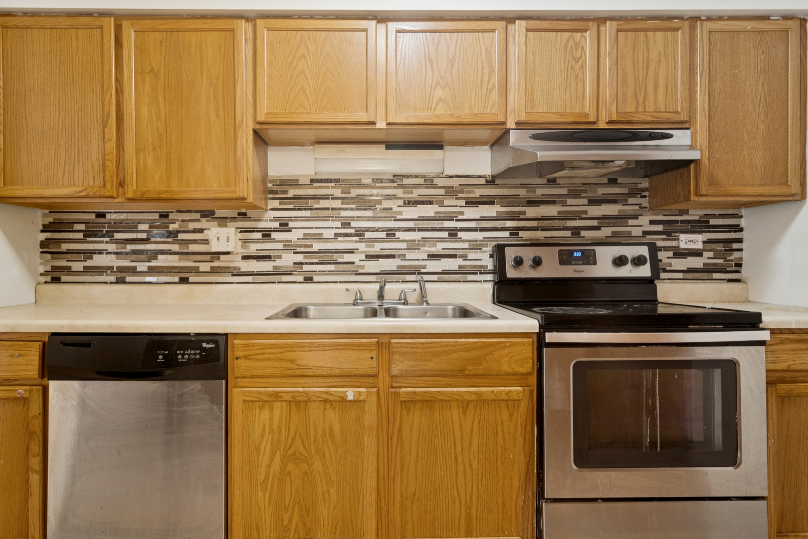 802 E Old Willow Road 113