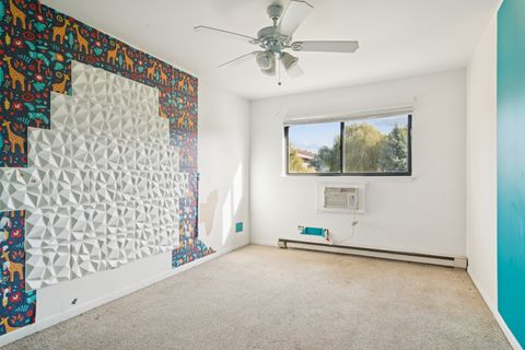 Tiny photo for 802 E Old Willow Road #113, Prospect Heights, IL 60070 (MLS # 12514205)