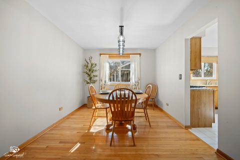 Tiny photo for 1416 Lucerne Drive, Crystal Lake, IL 60014 (MLS # 12568905)