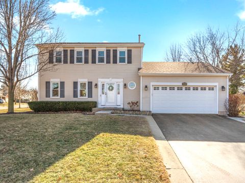 Photo of 1416 Lucerne Drive, Crystal Lake, IL 60014 (MLS # 12568905)