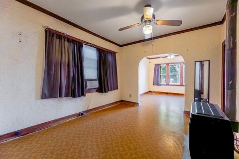 Tiny photo for 4611 S Marshfield Avenue, Chicago, IL 60609 (MLS # 12492453)