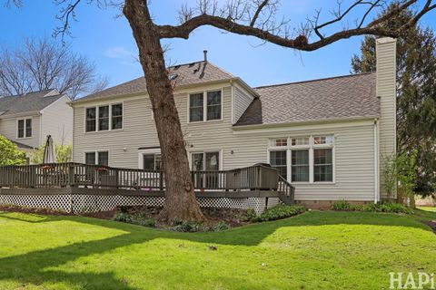 Tiny photo for 1121 Williamsburg Circle, Grayslake, IL 60030 (MLS # 12700993)