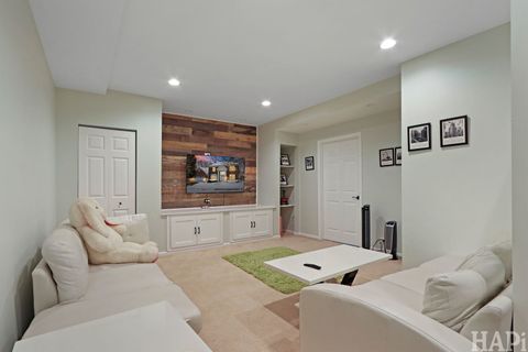 Tiny photo for 1121 Williamsburg Circle, Grayslake, IL 60030 (MLS # 12700993)