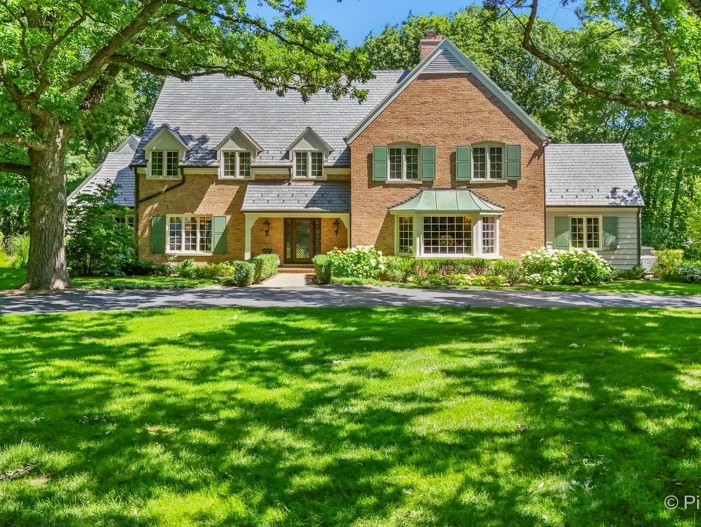 1986 Camphill Circle