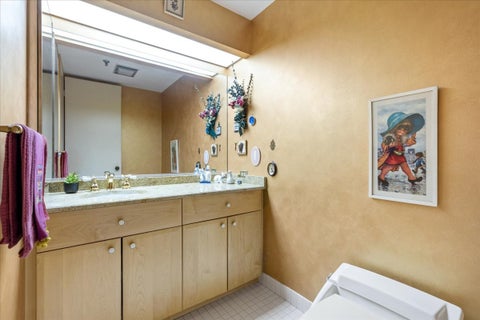 Tiny photo for 680 N Lake Shore Drive #1310, Chicago, IL 60611 (MLS # 12786801)
