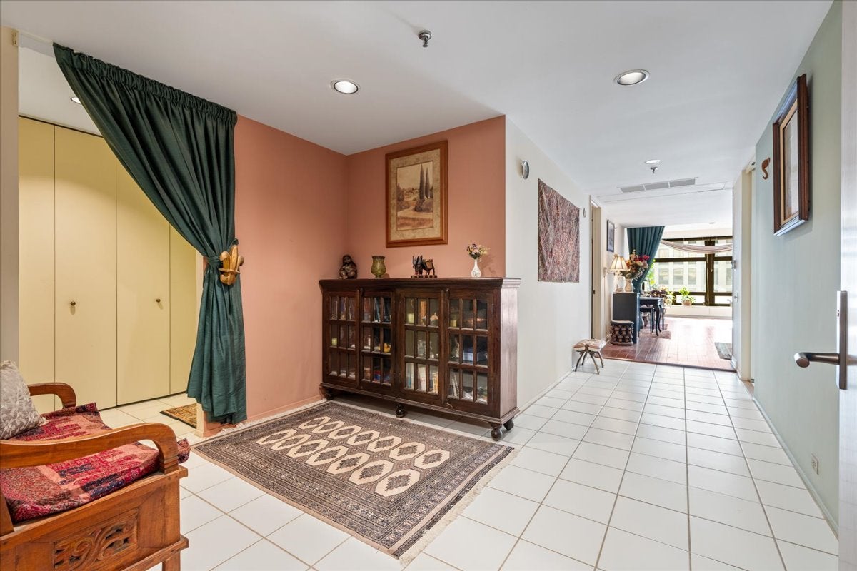 680 N Lake Shore Drive 1310