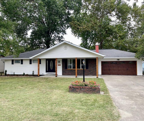 1117 E ASH ST, HERRIN, IL 62948 - Image c2a440ef24b531e3304c2ceb073d82c8/299540841