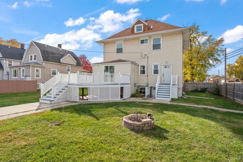 Tiny photo for 401 S 18th Avenue, Maywood, IL 60153 (MLS # 12514075)