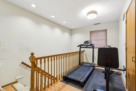 Tiny photo for 132 Tanglewood Drive, Elk Grove Village, IL 60007 (MLS # 12506510)