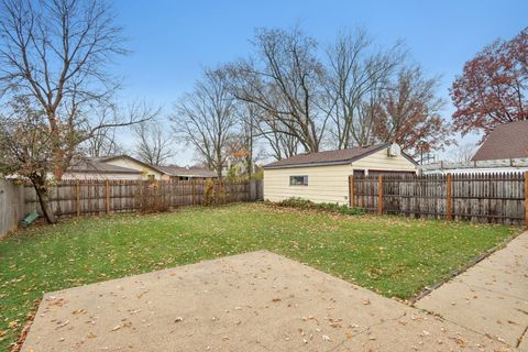 Tiny photo for 132 Tanglewood Drive, Elk Grove Village, IL 60007 (MLS # 12506510)
