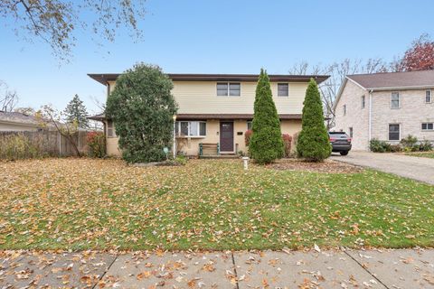 132 Tanglewood Drive Elk Grove Village IL 60007