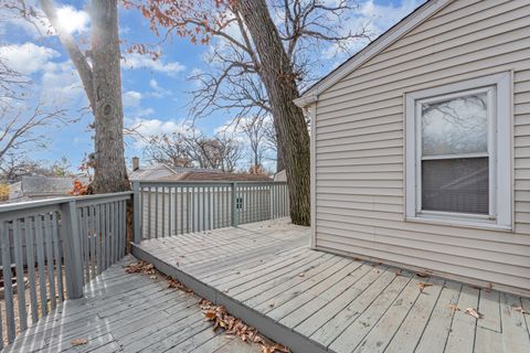 Tiny photo for 509 Jefferson Street, Shorewood, IL 60404 (MLS # 12523807)
