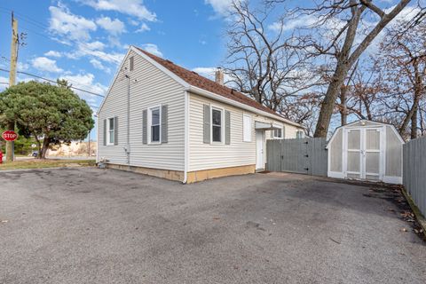 Tiny photo for 509 Jefferson Street, Shorewood, IL 60404 (MLS # 12523807)