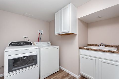 Tiny photo for 509 Jefferson Street, Shorewood, IL 60404 (MLS # 12523807)