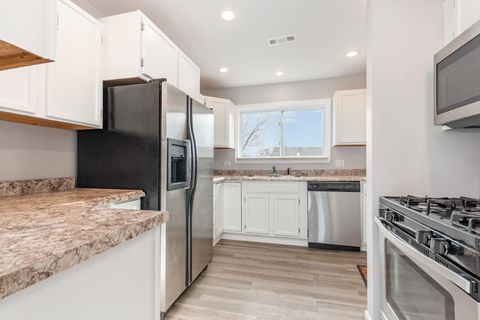 Tiny photo for 509 Jefferson Street, Shorewood, IL 60404 (MLS # 12523807)