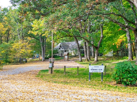 Tiny photo for 42W046 Retreat Court, St. Charles, IL 60175 (MLS # 12780212)