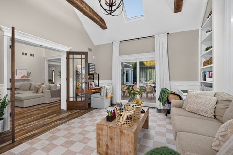Tiny photo for 42W046 Retreat Court, St. Charles, IL 60175 (MLS # 12780212)