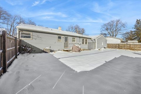 Tiny photo for 6723 Tinley Park Drive, Tinley Park, IL 60477 (MLS # 12527268)