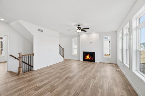 Tiny photo for 1420 Tinley Lane, Mahomet, IL 61853 (MLS # 12619664)