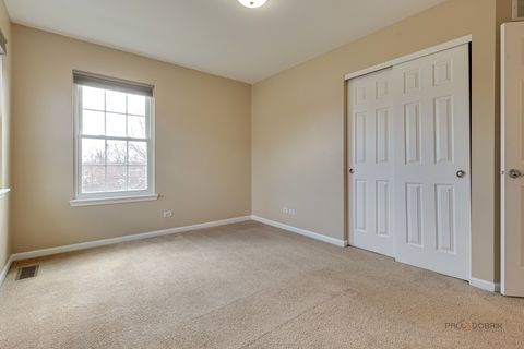 Tiny photo for 4 Waterton Drive, Streamwood, IL 60107 (MLS # 12649303)