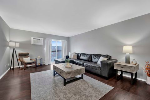 Tiny photo for 314 Lathrop Avenue #407, Forest Park, IL 60130 (MLS # 12512419)