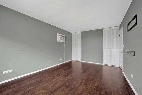 Tiny photo for 314 Lathrop Avenue #407, Forest Park, IL 60130 (MLS # 12512419)