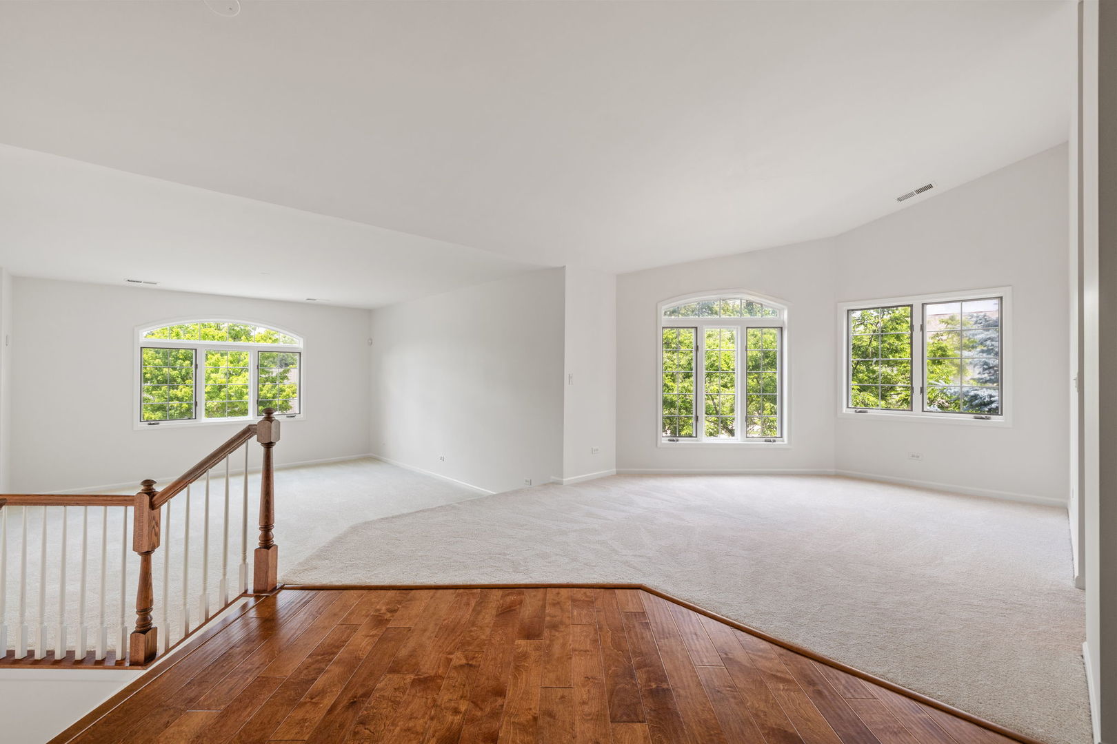 5303 COMMONWEALTH Avenue 5303