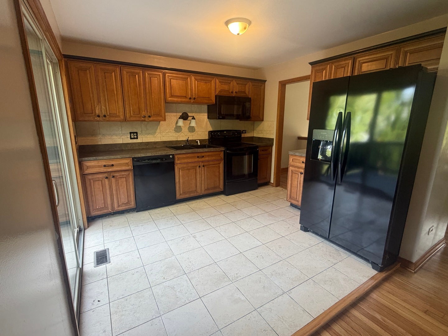 105 N Schmidt Road