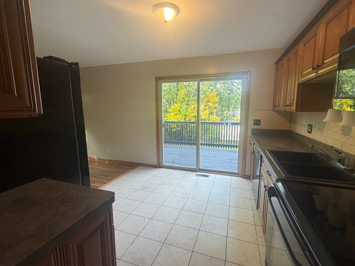 105 N Schmidt Road
