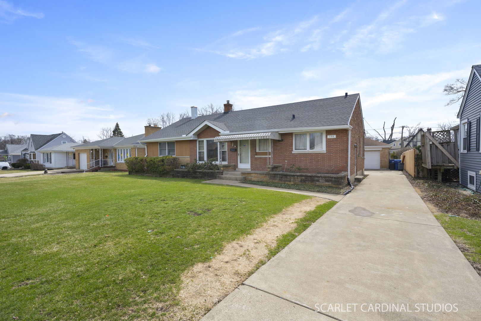 139 W Madison Street