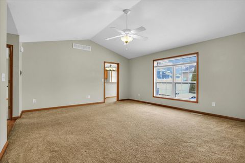Tiny photo for 2110 E Pennsylvania Avenue, Urbana, IL 61802 (MLS # 12578098)
