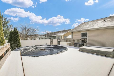 Tiny photo for 2110 E Pennsylvania Avenue, Urbana, IL 61802 (MLS # 12578098)