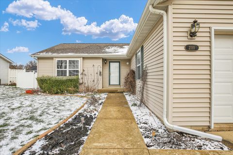 Tiny photo for 2110 E Pennsylvania Avenue, Urbana, IL 61802 (MLS # 12578098)