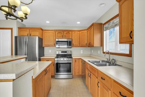 Tiny photo for 2110 E Pennsylvania Avenue, Urbana, IL 61802 (MLS # 12578098)