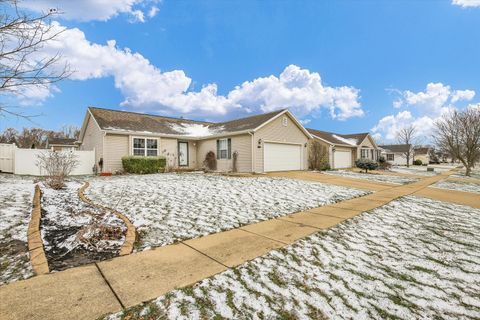 Tiny photo for 2110 E Pennsylvania Avenue, Urbana, IL 61802 (MLS # 12578098)