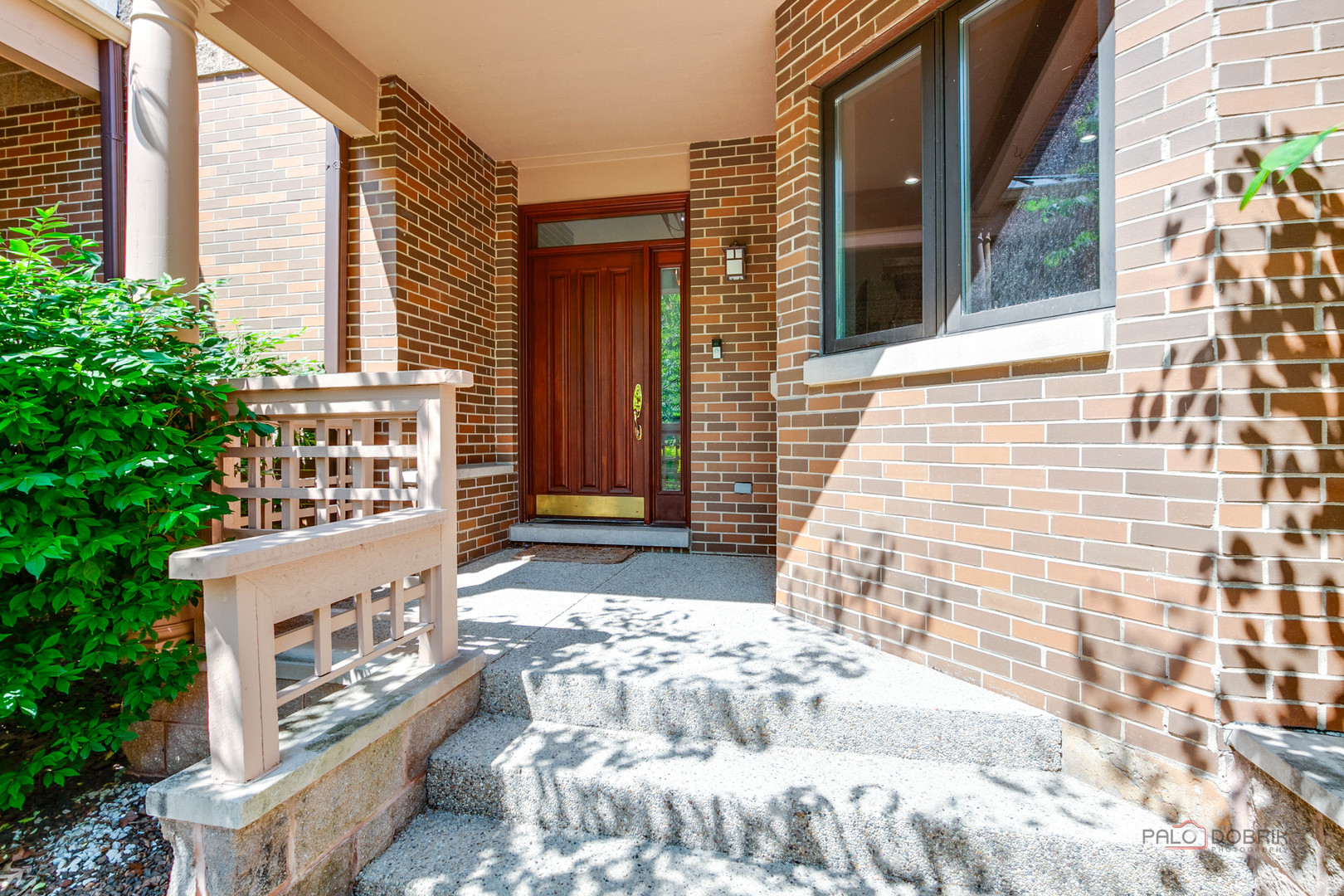 Properties 1 1302 Hawthorne Lane 1302