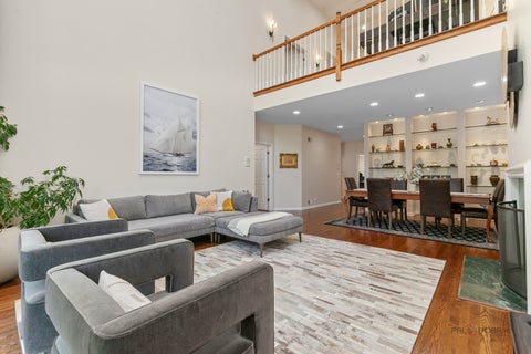 Tiny photo for 1302 Hawthorne Lane #1302, Hinsdale, IL 60521 (MLS # 12658295)
