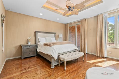 Tiny photo for 1302 Hawthorne Lane #1302, Hinsdale, IL 60521 (MLS # 12658295)