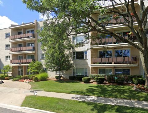 A home in Skokie