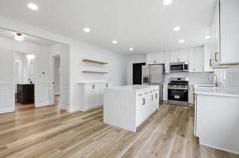 Tiny photo for 2000 Maple Avenue, Downers Grove, IL 60515 (MLS # 12689035)