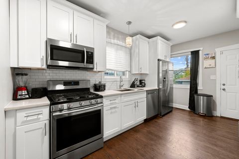 Tiny photo for 606 S 2nd Avenue, Maywood, IL 60153 (MLS # 12633528)