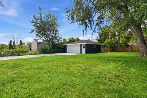 Tiny photo for 2425 E Sand Lake Road, Lindenhurst, IL 60046 (MLS # 12722934)