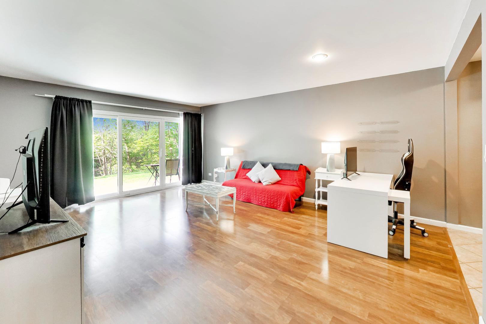 5400 Carriageway Drive 103
