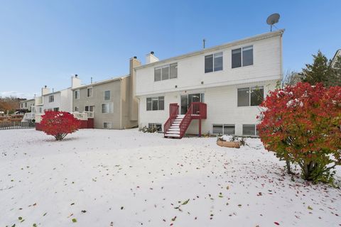 Tiny photo for 4506 W Forest Avenue, Waukegan, IL 60085 (MLS # 12517521)