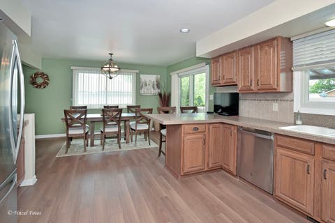 Tiny photo for 565 Concord Avenue, South Elgin, IL 60177 (MLS # 12671000)